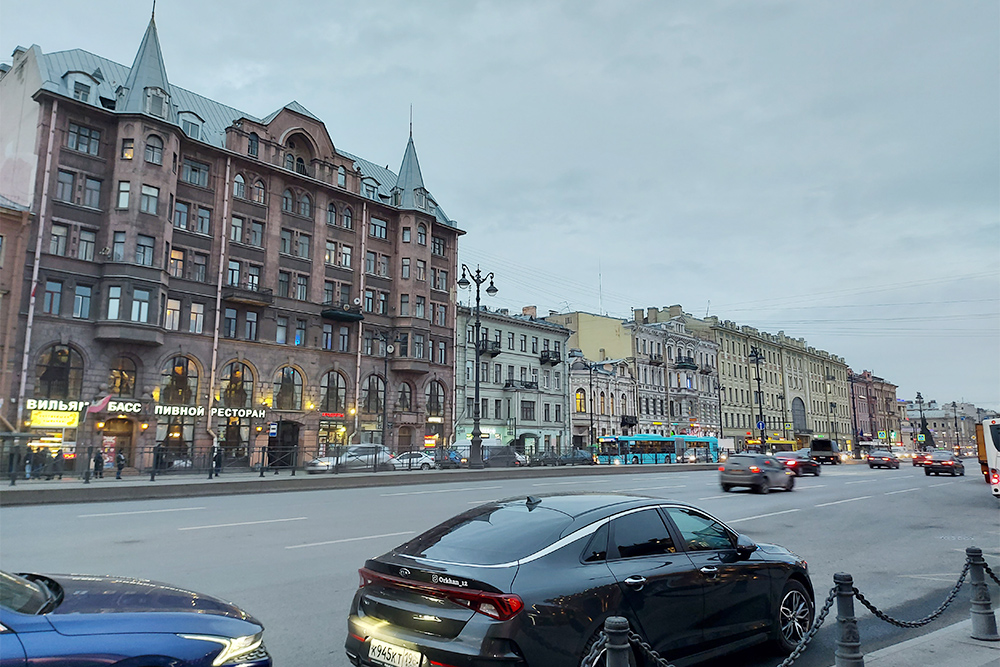 Лиговский проспект днем
