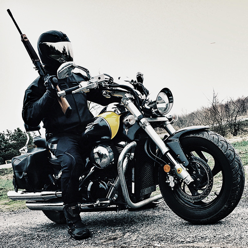 Это я и мой мотоцикл — Suzuki Boulevard M50