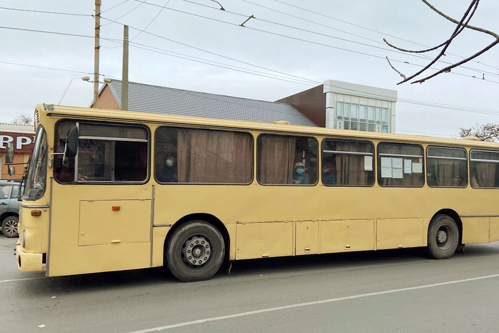 В Таганроге все еще можно встретить автобусы МАН, которые работают на линии с девяностых годов