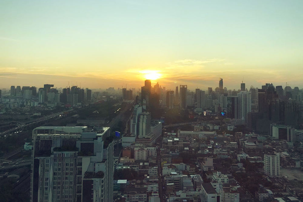 Панорама Бангкока из окна Baiyoke Sky Hotel