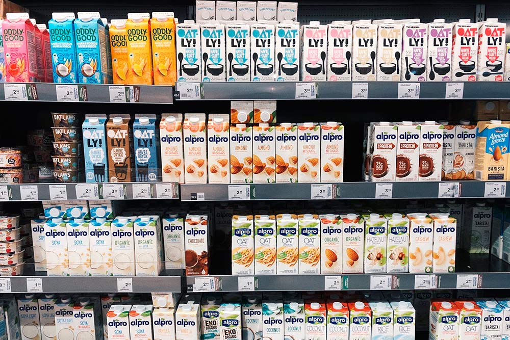 В Финляндии продают много растительных аналогов молочной продукции