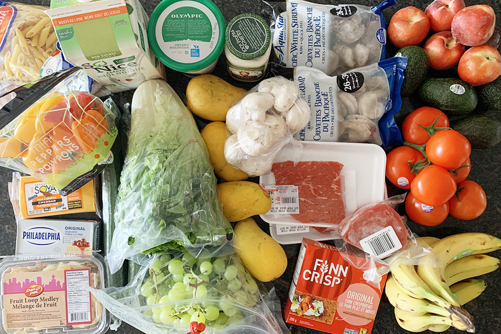 Этих продуктов с фермерского рынка нам хватит на 5—7 дней. Чек — на 111 CAD (6327 <span class=ruble>Р</span>)