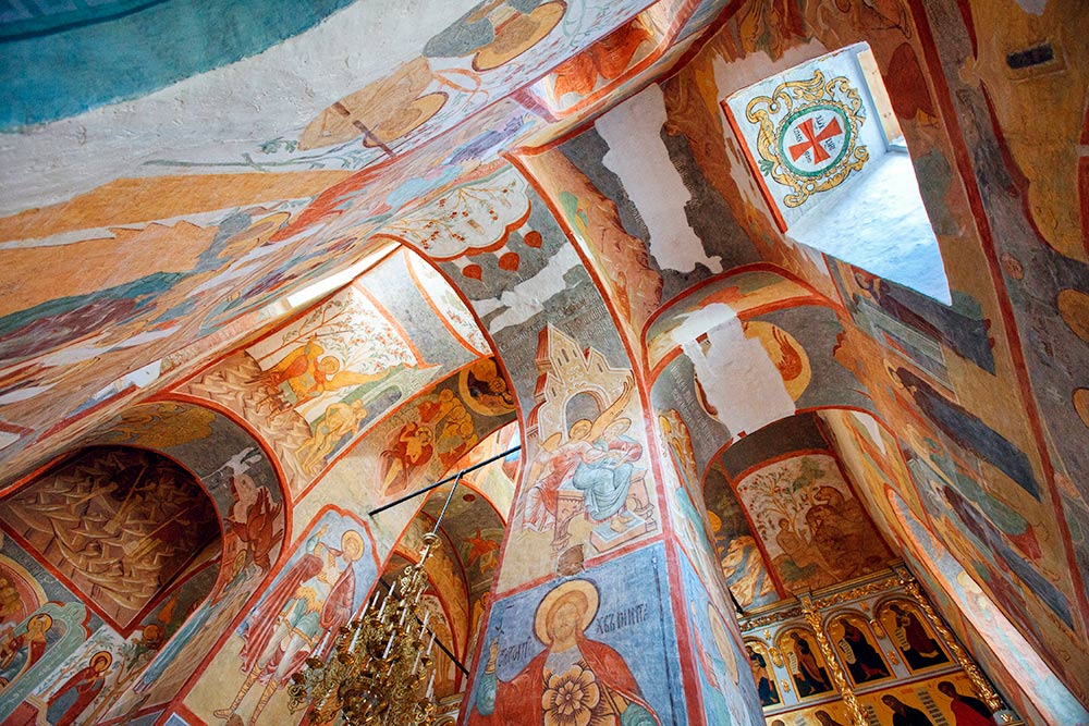 Фрески Успенского собора. Источник: Balakate / Shutterstock