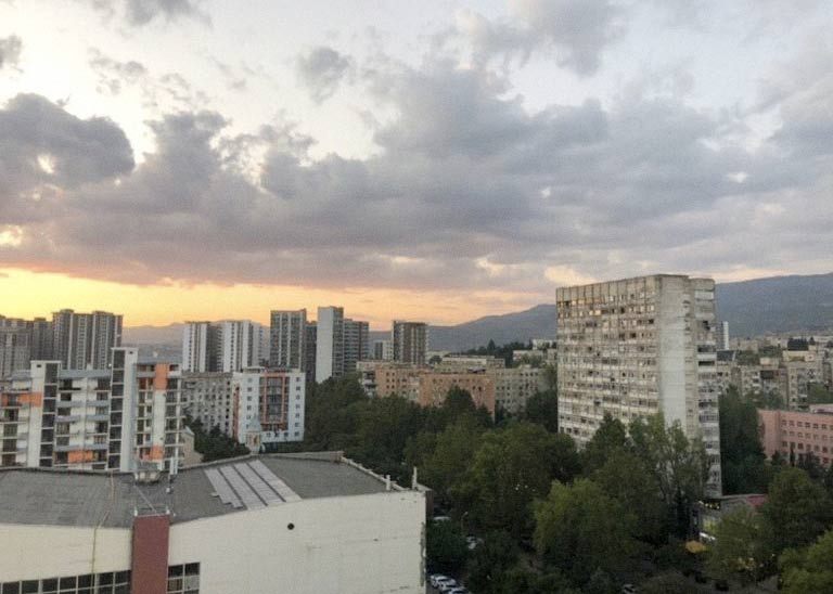 Квартиру, где сейчас живу, я выбрала из-за вида на горы