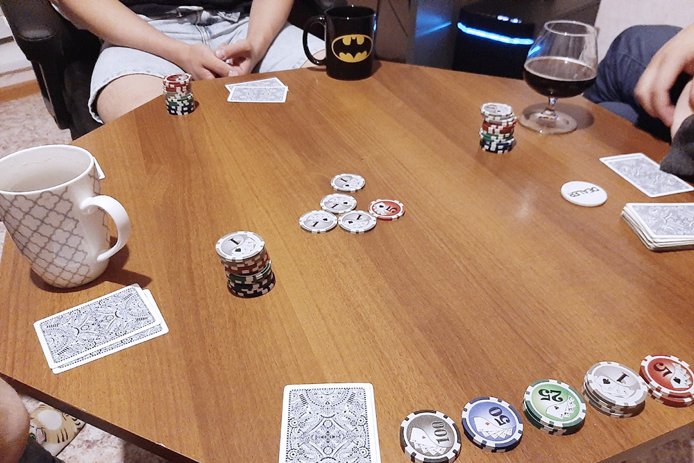Играем в покер