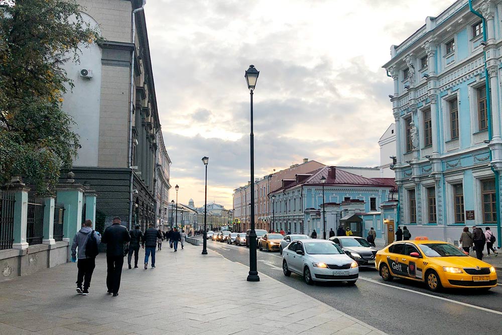 По дороге в салон. Одна из любимых улиц Москвы — Маросейка