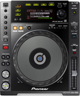 Pioneer CDJ−850, 70 000 <span class=ruble>Р</span>. Все то же, только больше и лучше