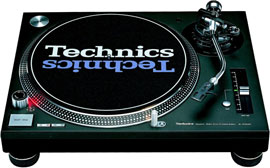 Technics SL−1210, 45 000 <span class=ruble>Р</span>. Клубный стандарт