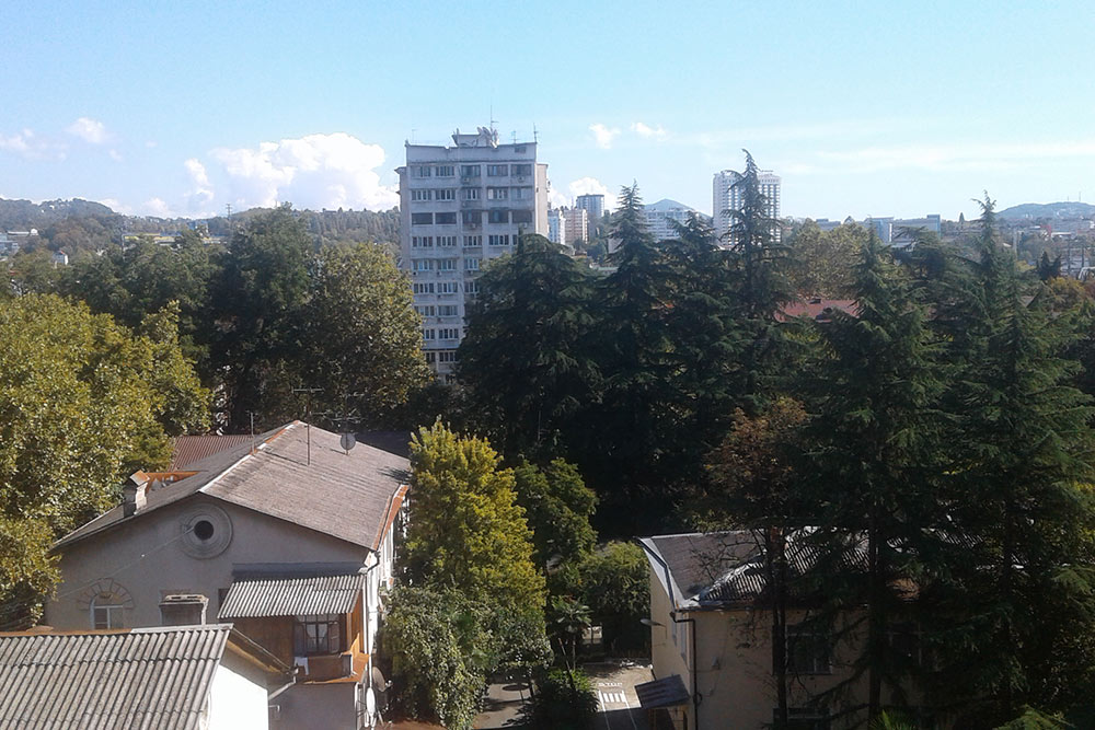 Вид из окна на пятом этаже