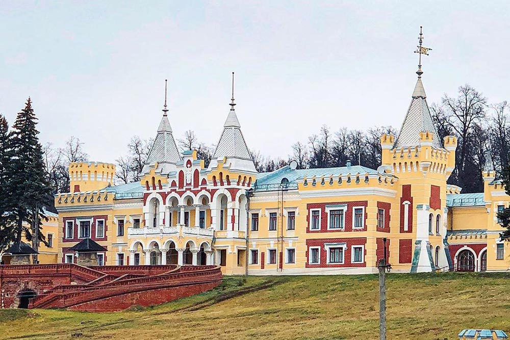 Замок в Кирицах