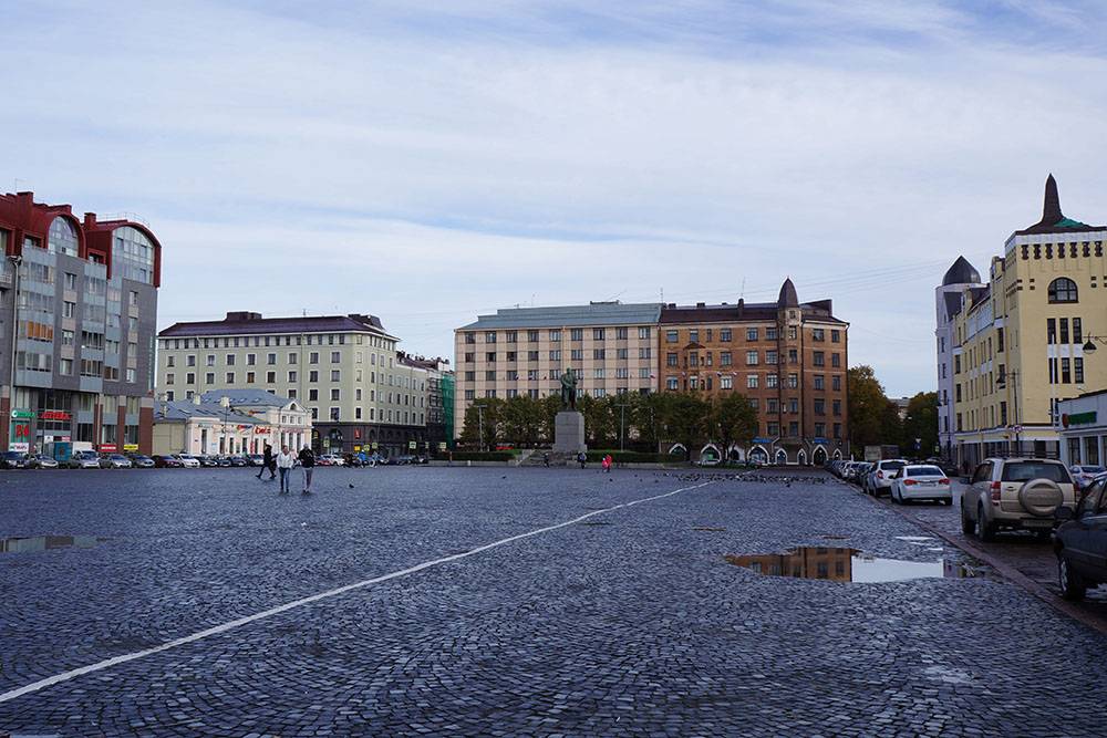 Часть фасадов исторических зданий на Красной площади восстановили. Источник: vadim getmanskii&nbsp;/ Shutterstock