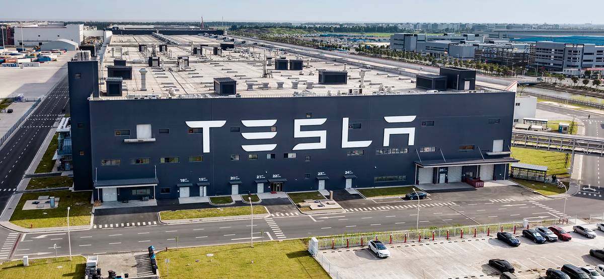 Квартальная прибыль Tesla впервые превысила 3 млрд долларов