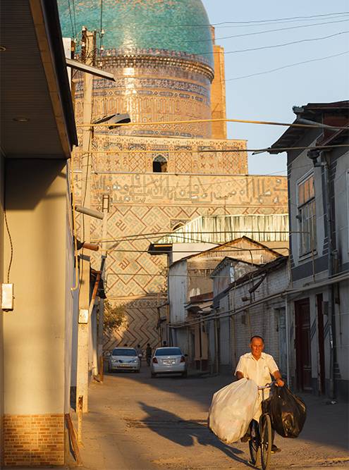 Рядом с мечетью — махалли, или старые кварталы