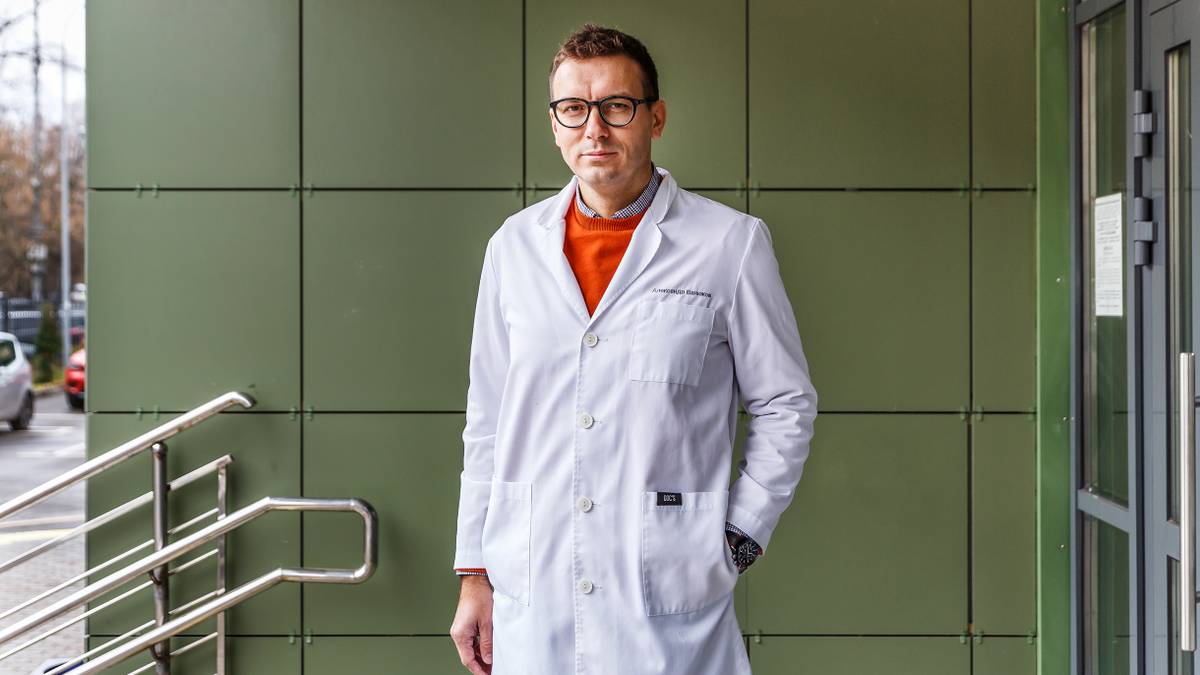 16 важных вопросов о коронавирусе врачу красной зоны Александру Ванюкову