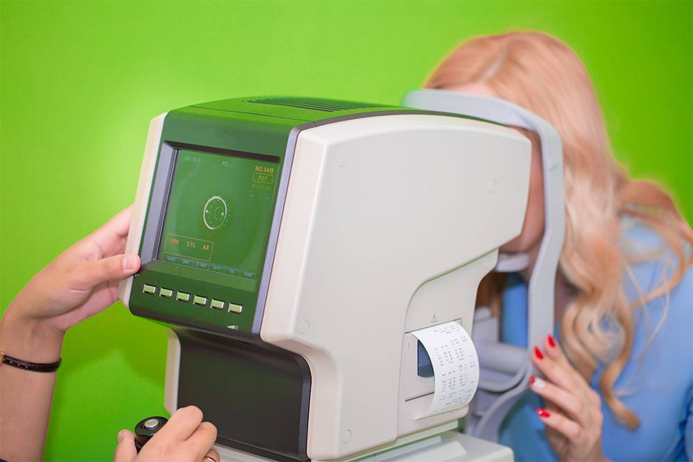 Аппарат для&nbsp;проверки остроты зрения. Фото: Vera Larina / Shutterstock