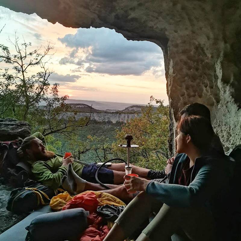 Заночевать в пещере на Тепе-Кермен можно бесплатно