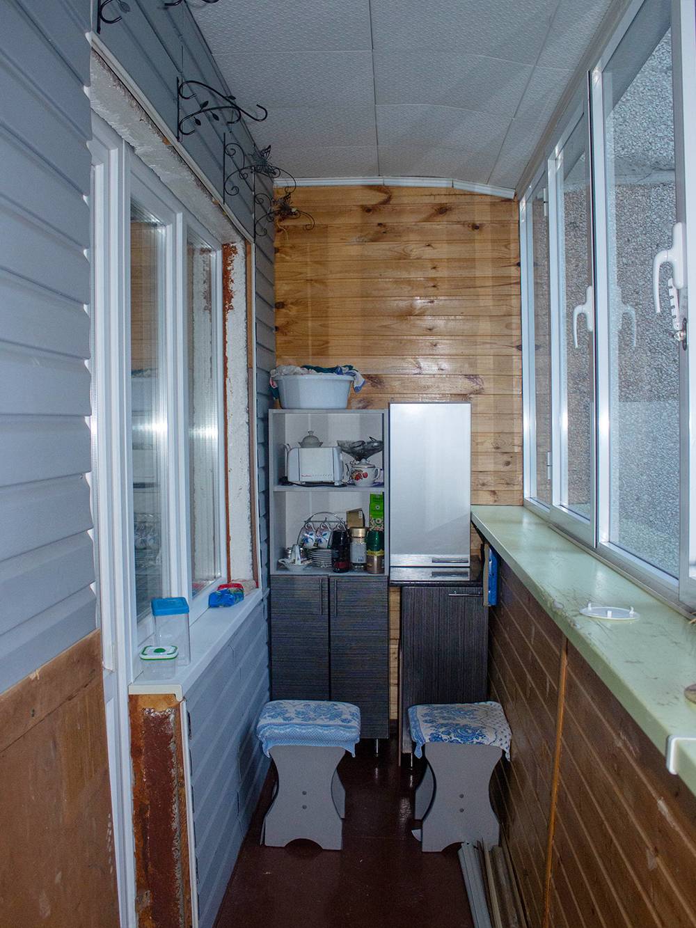 В начале лета 2021&nbsp;года мы делали ремонт на кухне и использовали балкон для&nbsp;хранения кухонных принадлежностей