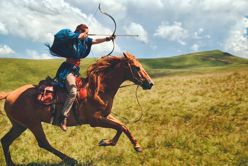 Монгольский ковбой. Конный лучник. Лучники на конях.