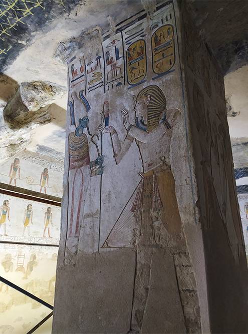 Изображения в гробнице Мернептаха повреждены