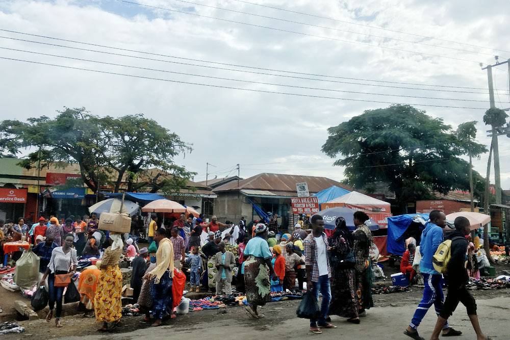Так&nbsp;выглядит типичная торговля в&nbsp;Танзании: развалы на&nbsp;улице