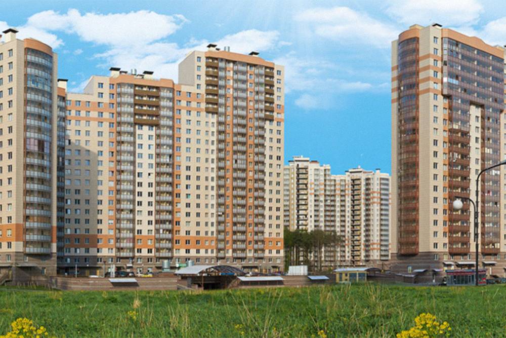 Это «Юбилейный квартал» — огромные новые дома в округе Коломяги. Источник: spb.realty.ru
