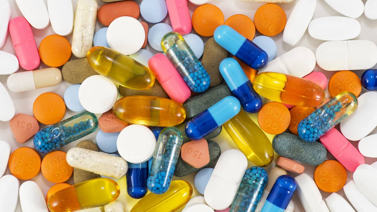Лекарства можно покупать через интернет с доставкой на дом. Как это работает?