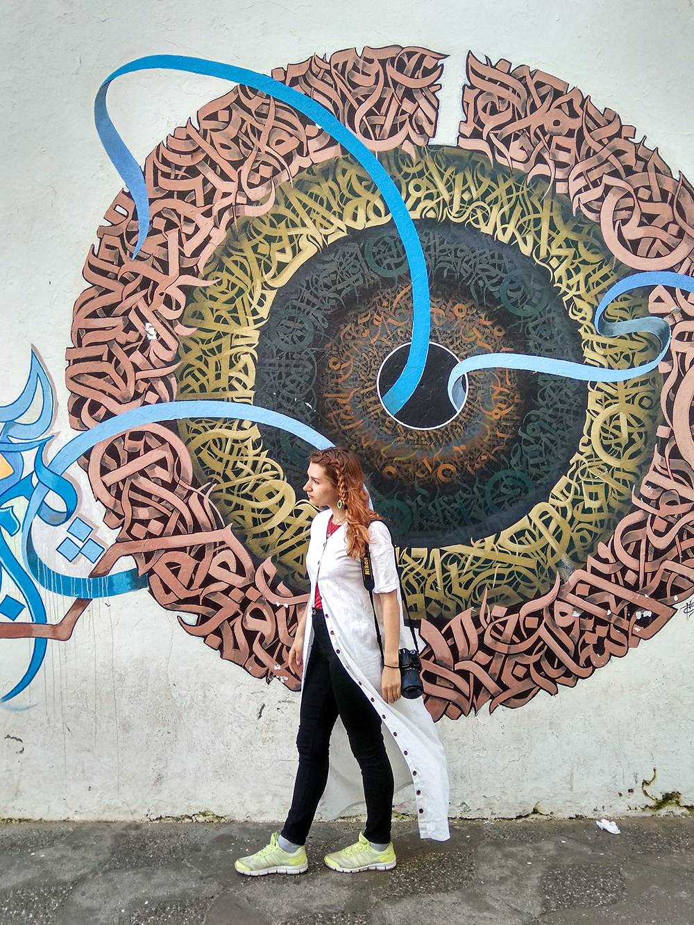 Граффити на стенах медины в Асиле