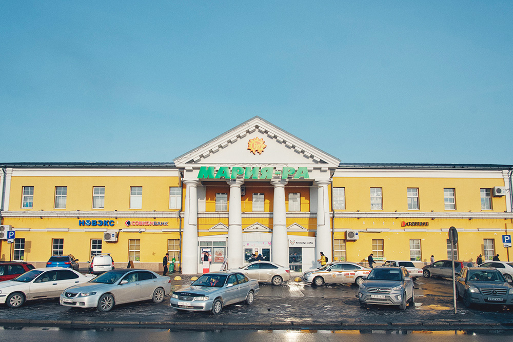 «Мария-Ра» в старом доме на Демидовской площади. Фото: Максим Наземцев