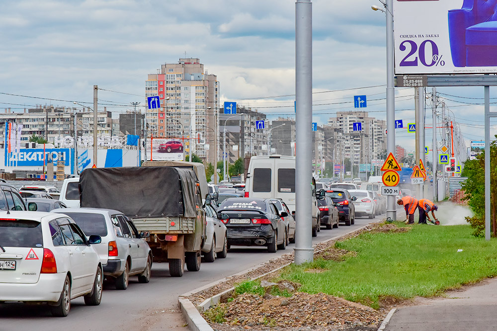 В часы пик движение в городе очень затруднено. Автор: Busurmanov / Shutterstock