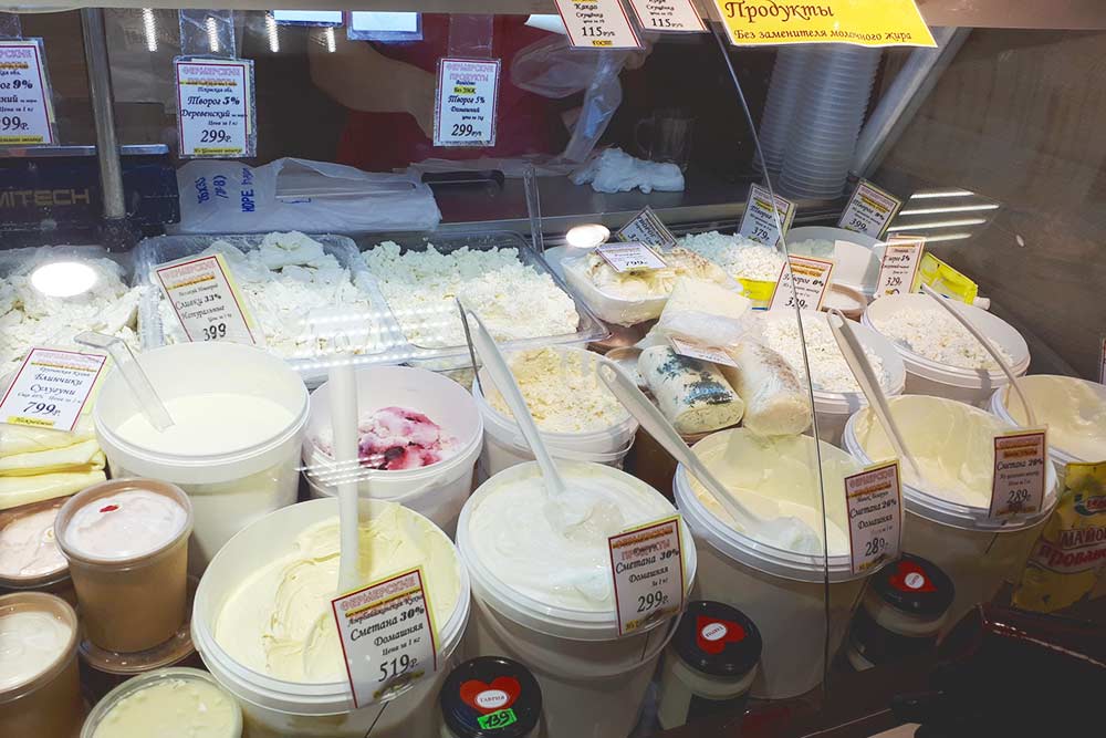 В 2019 году в «Фермерских продуктах» уже подписывали продукты без заменителя молочного жира. И все равно я выбираю в этом магазине самые дорогие варианты: они точно будут вкусные