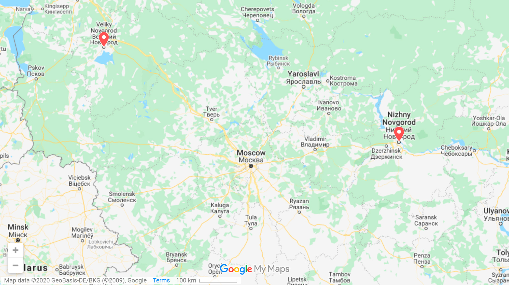 Великий Новгород находится между Санкт-Петербургом и Москвой. До Петербурга по трассе около 200 км, до Москвы — 600