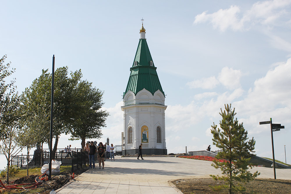 Главная достопримечательность Красноярска — часовня Параскевы Пятницы с десятирублевой купюры