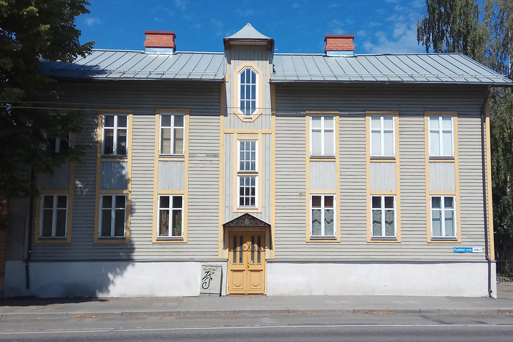 Старый дом после реновации в центре Таллина. Квартира на чердаке площадью 58 м² со свежим ремонтом недавно продавалась за 102 000 евро