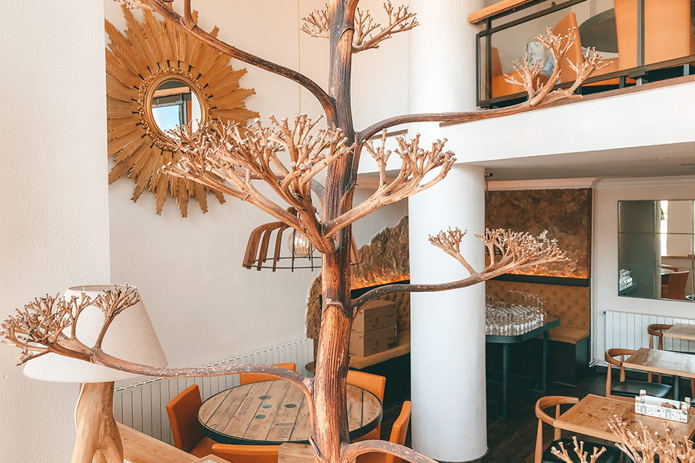 Ресторан Casa Teva в районе Сан-Фелиу-де-Гишольс