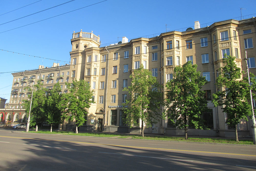 Сталинская архитектура на правом берегу Ленинского района