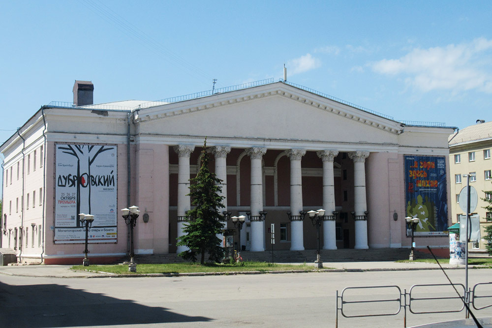Театр оперы и балета
