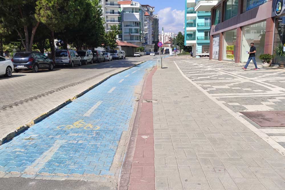 В городе много велодорожек, и я планирую купить велосипед