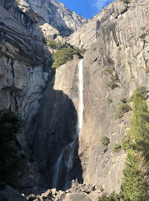 Самый высокий водопад в Северной Америке — 740 м