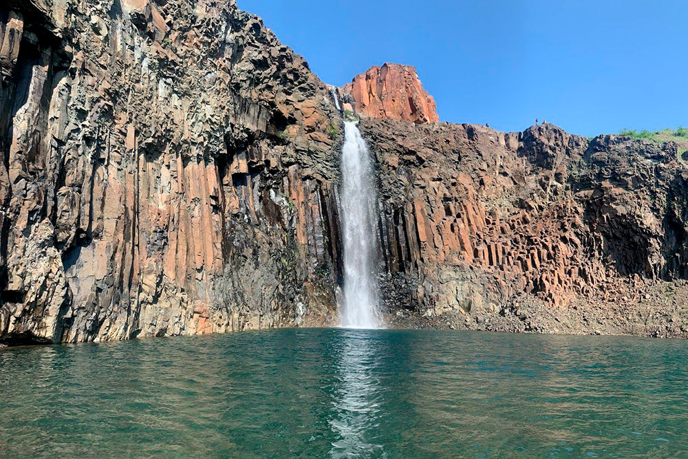 Водопад на Красных Камнях