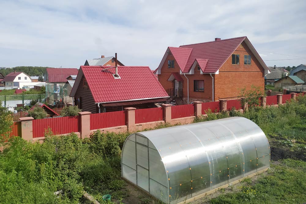 Вид на соседние участки
