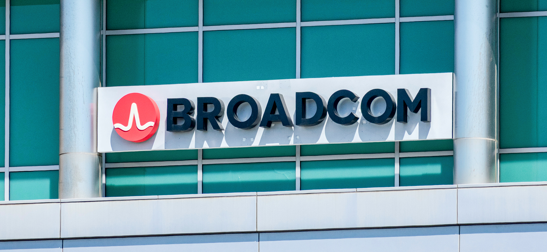 Broadcom покупает VMware: все, что нужно знать инвесторам