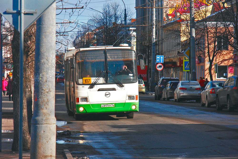 Рыбинские автобусы — в основном ЛиАЗы. Раньше по городу ходили и Икарусы, и старые «немцы»