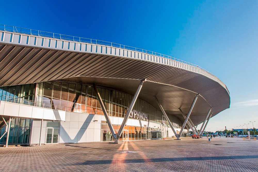 Новый терминал аэропорта Курумоч. Он заработал в декабре 2014 года. Фото: «Аэропорты регионов»